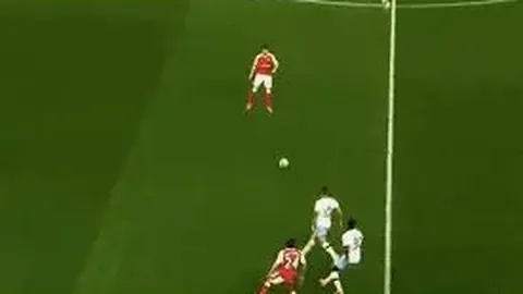 中国冰雪健儿两投制胜，力克瑞典挺进半决赛