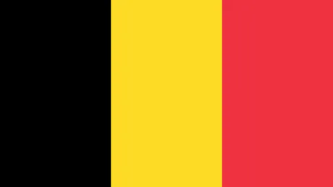 雷霆下半场逆袭18分止住连败，四人得分20+，双塔回归戴帅从容应对。